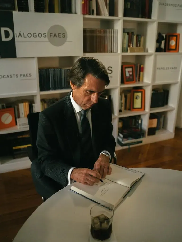 José María Aznar en la Fundación FAES tras su entrevista para El Diario del Poder