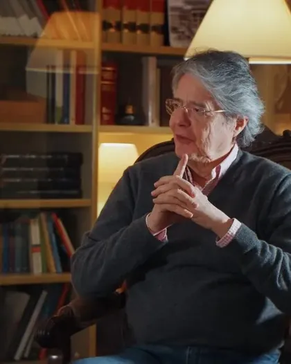 Guillermo Lasso, expresidente de Ecuador, entrevistado por Alejandro Sánchez Martínez